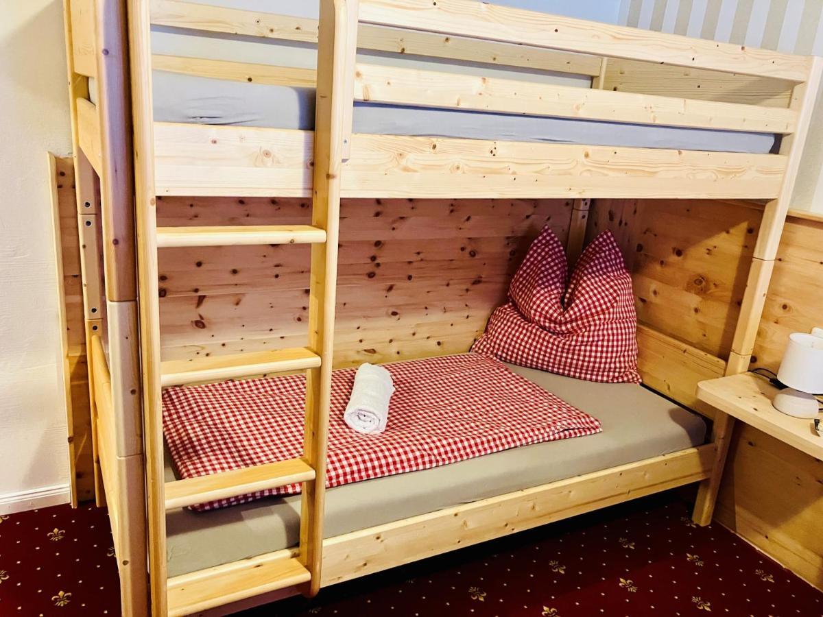 Roesslgut Bed & Breakfast Zederhaus Esterno foto