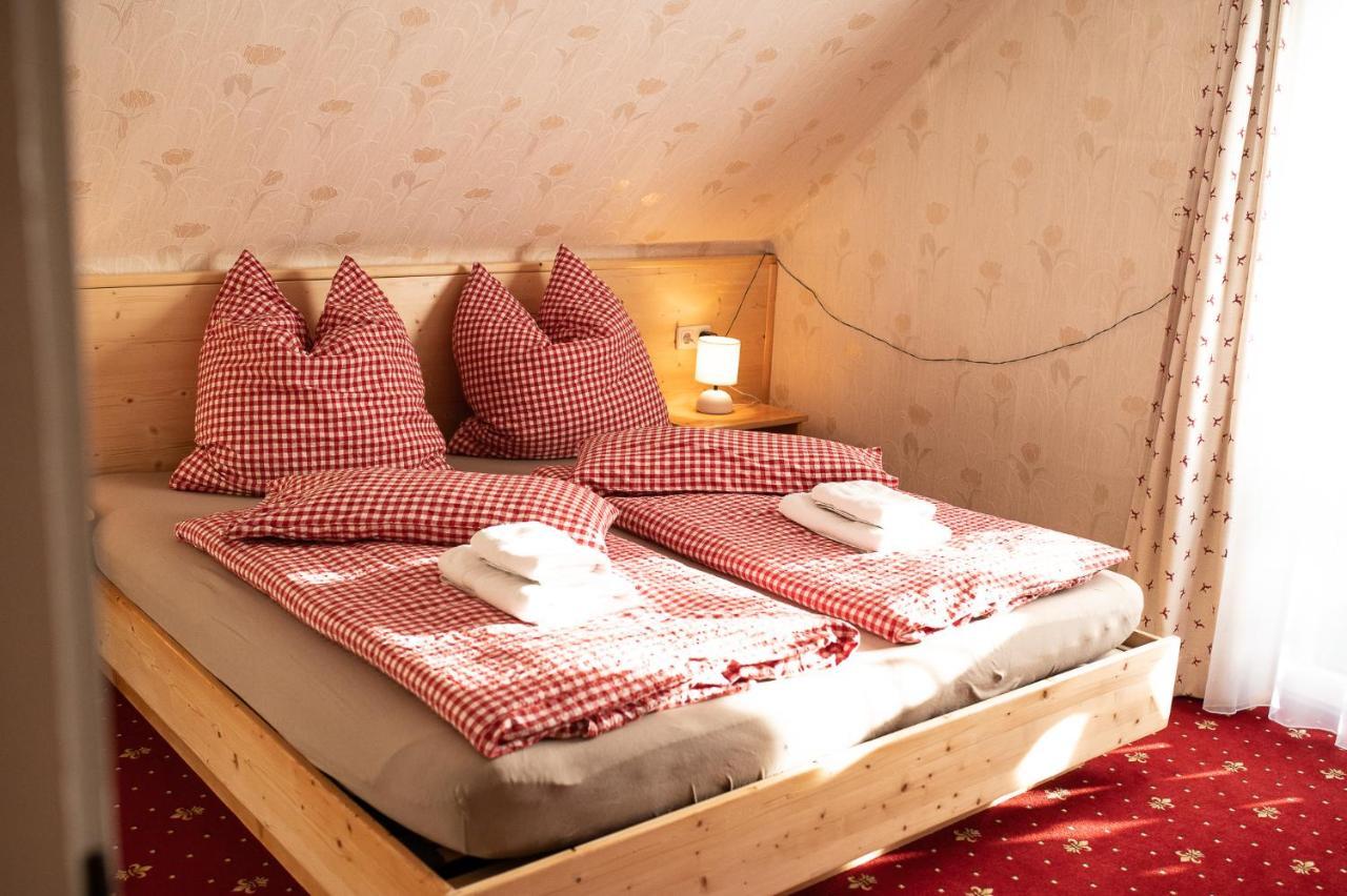 Roesslgut Bed & Breakfast Zederhaus Esterno foto